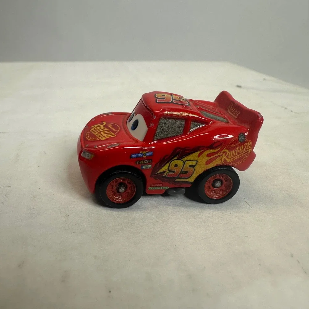Mattel Disney Pixar Cars Lightning McQueen Mini Racer Red Rusteze 2016 Die-cast